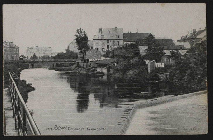 Belfort - Vue sur la Savoureuse (en aval du pont Denfert-Rochereau)