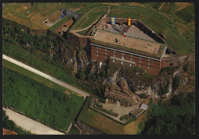 Belfort ( Territoire) - Vue générale du château, le Lion (vue aérienne)