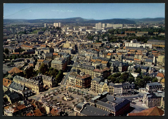 Belfort - Place des Trois Sièges [place de la République]
2 exemplaires