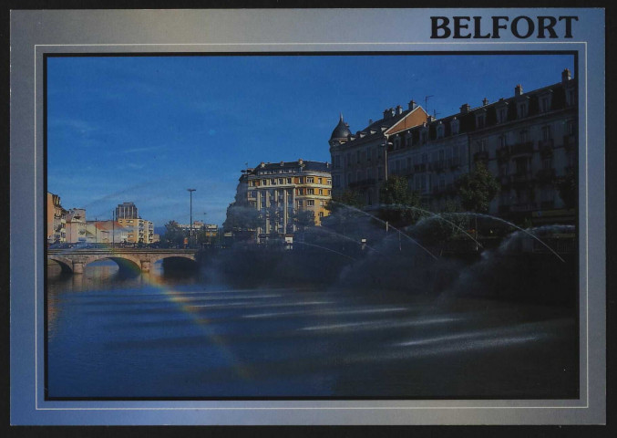 Belfort - Les quais de la Savoureuse (avenue Foch, pont Carnot, jets d'eau)