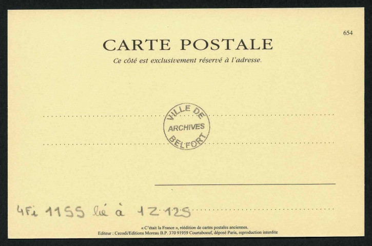 La gare, Déchargement des bagages devant la gareIl s'agit d'une réédition de carte postale ancienne sous le numéro 654