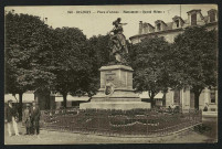 Place d'Armes - monument "Quand même"